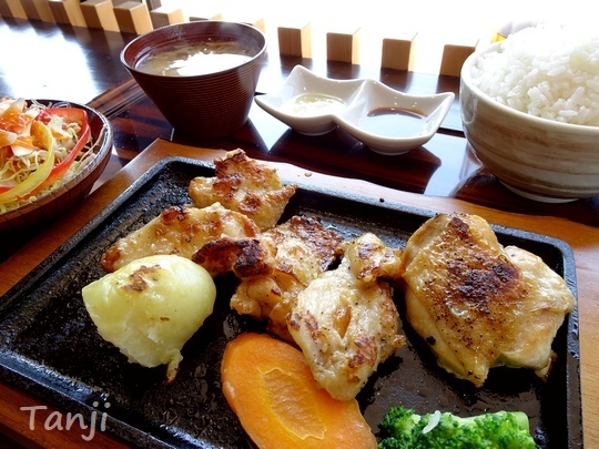 04 96 道の駅伊達の郷りょうぜん、福島県伊達市、伊達鶏とだてハーブ鶏.jpg