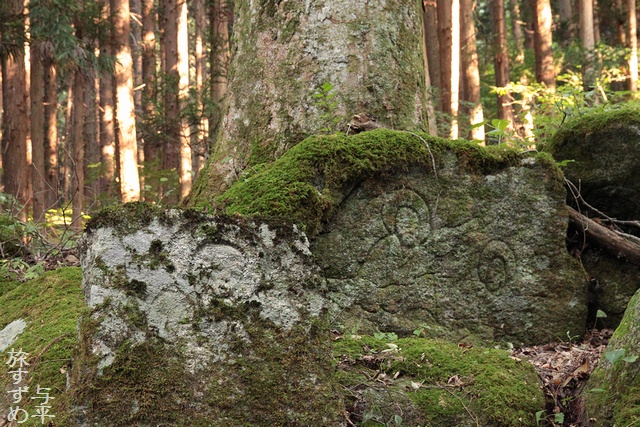 遠野・岩手県遠野市・めがね橋・卯子酉神社・遠野駅・カッパ像・遠野食肉センター・ジンギスカン定食・カッパ淵・語り部・とおの昔話村・五百羅漢・デンデラ野・新川神社・風の丘・伝承館・山口の水車・柳田国男・続石・千葉家・綾織の水車・乳神様・ふるさと村・高清水展望だ代・トオヌップ・画像・旅すずめ・与平