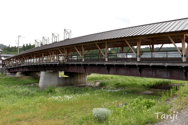 03 96 山形県金山町、金山の町並み、大堰、画像 Yamagata Kaneyama.jpg