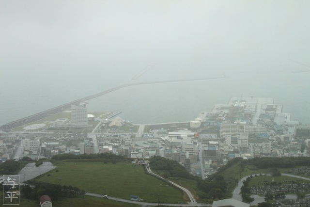 開基百年記念塔・北防波堤ドーム・北海道稚内市・画像・旅すずめ・与平