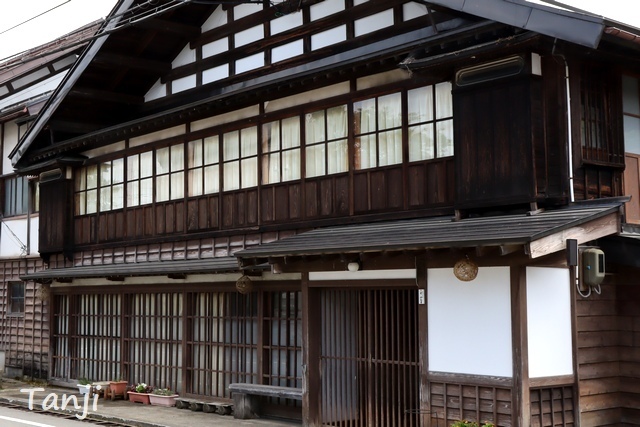 09 96 山形県金山町、金山の町並み、大堰、画像 Yamagata Kaneyama.jpg