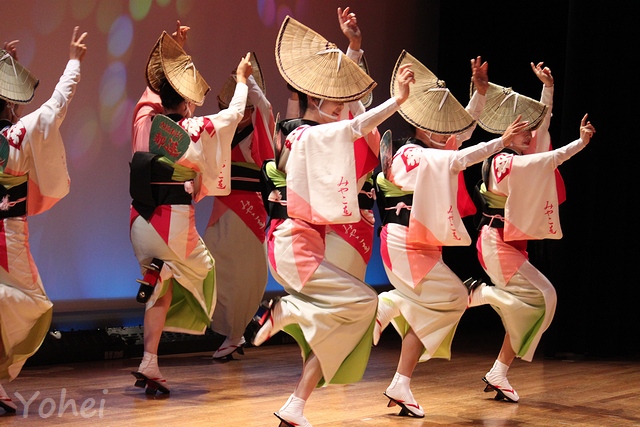 阿波踊り・阿波おどり会館・徳島県徳島市新町橋・画像・与平・旅すずめ